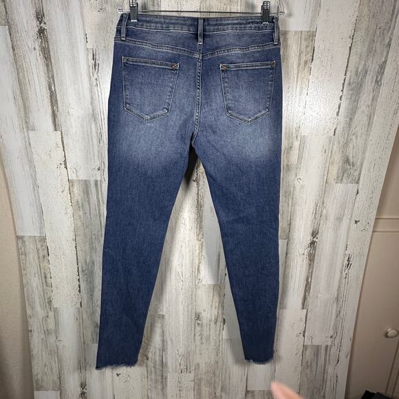 Vigoss “Marley” Straight Leg Jeans – Medium Wash Distressed – Size 31 – MSRP $74 - Picture 2 of 8